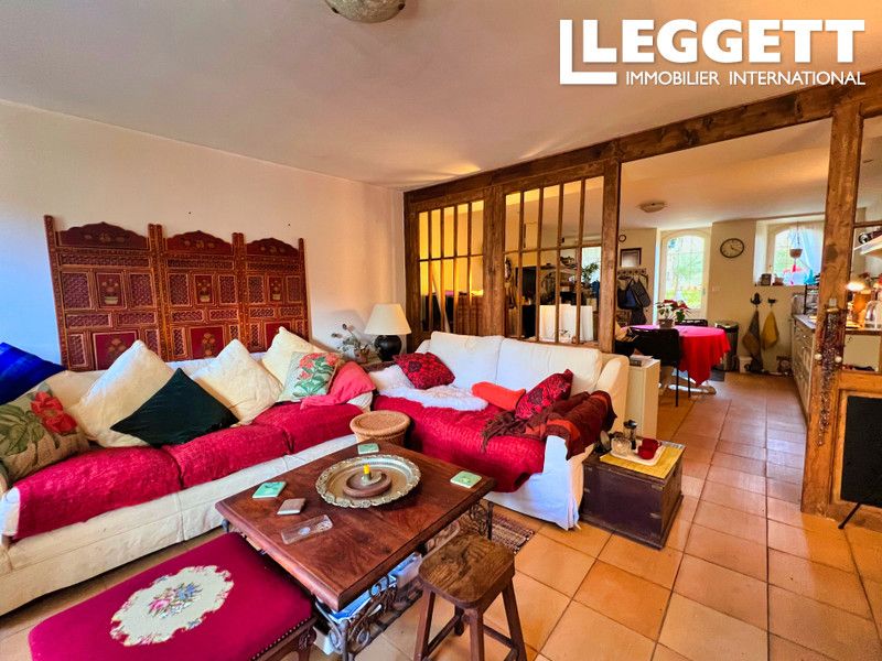 Property photo 3 of 10