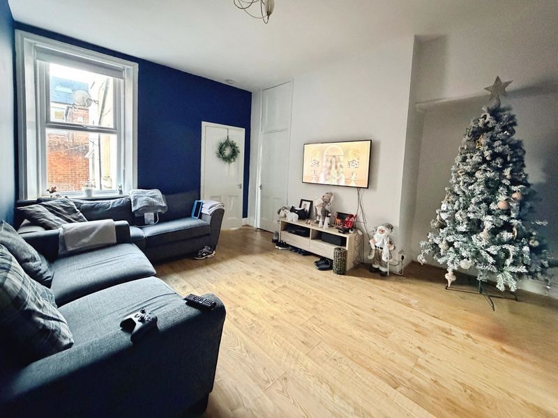 Property photo 2 of 10 Photo 3