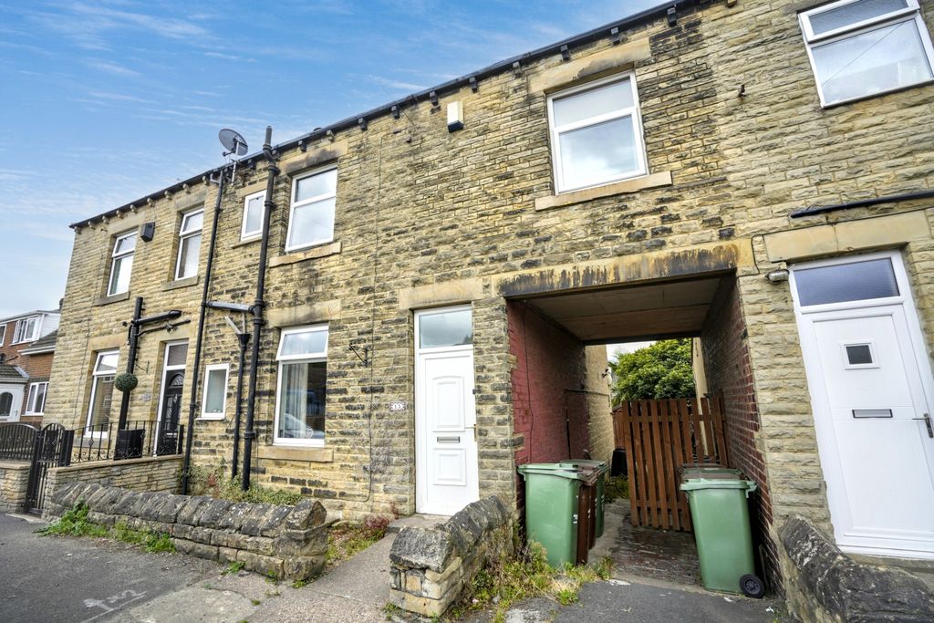 Property photo 3 of 20 15 Guildford Street, Ossett, West Yorkshire, Wf5 8Ll