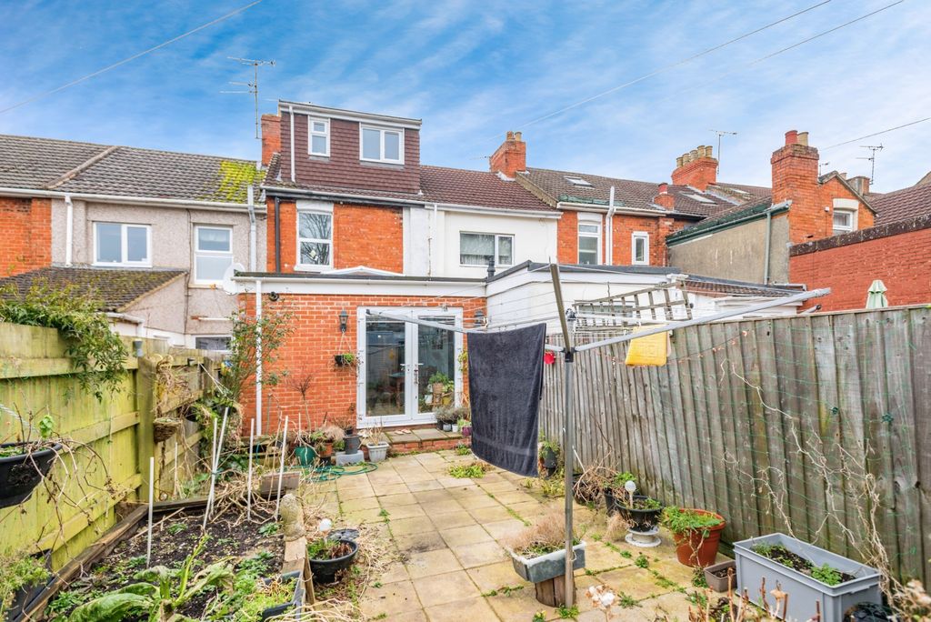Property photo 1 of 17 Photography