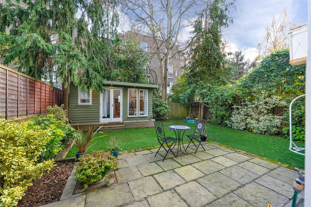 Property photo 3 of 28 Picture No. 35