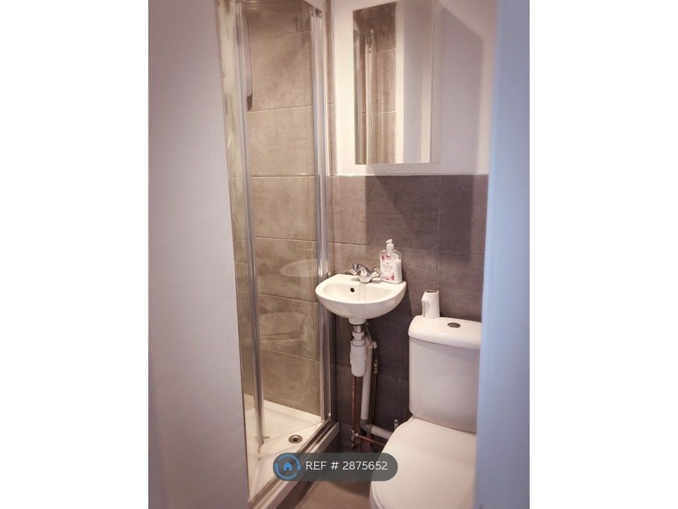 Property photo 3 of 3 Shower Room