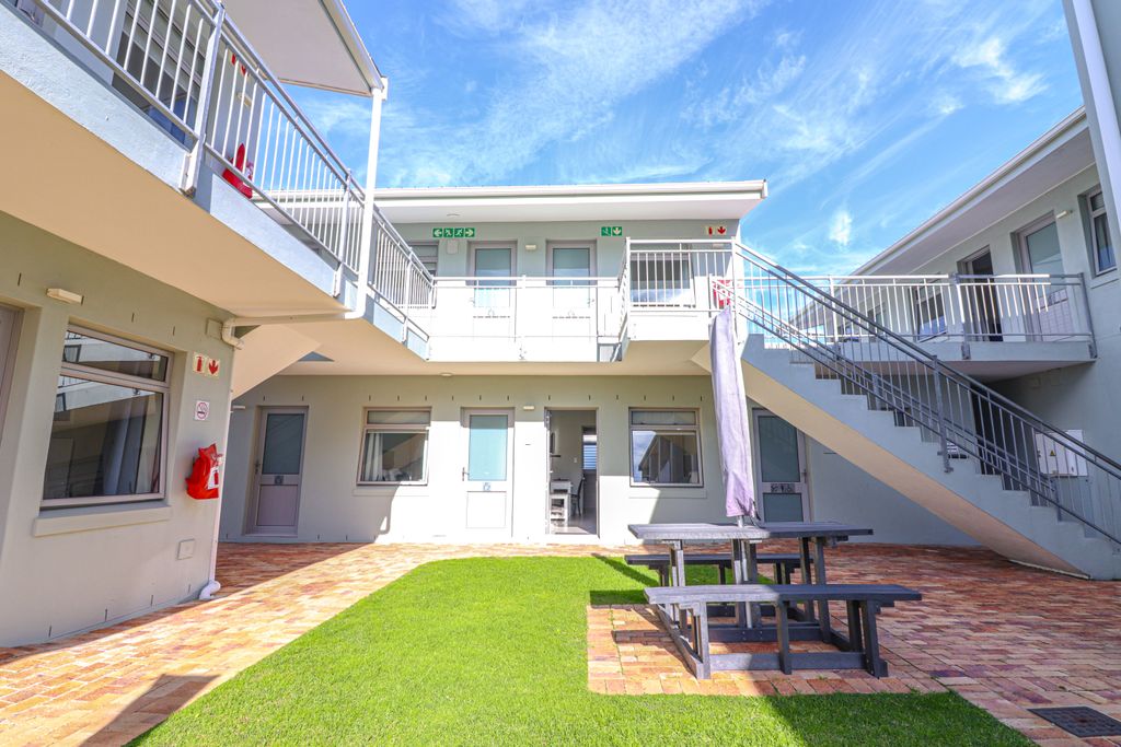 Property photo 3 of 32