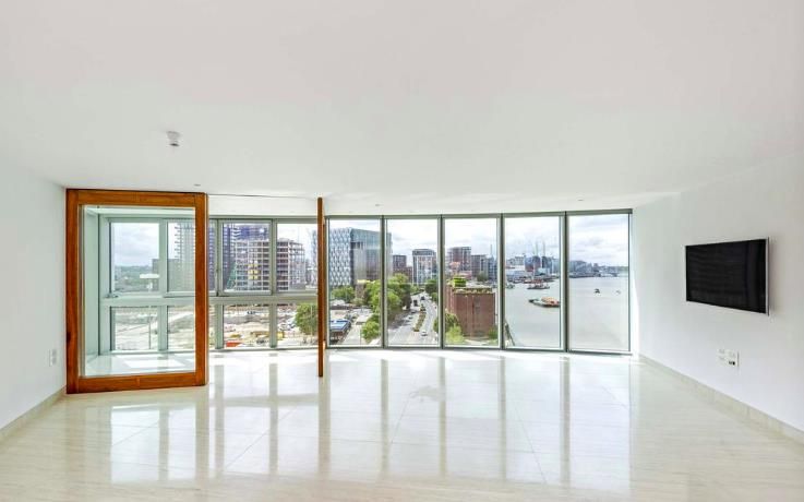 Property photo 1 of 11 The Tower