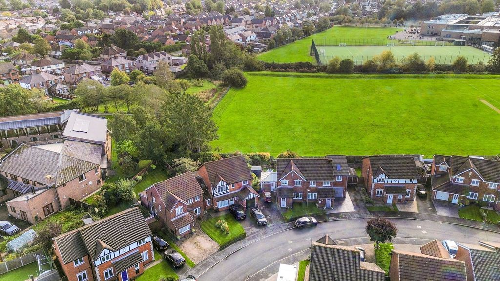 Property photo 2 of 48 2