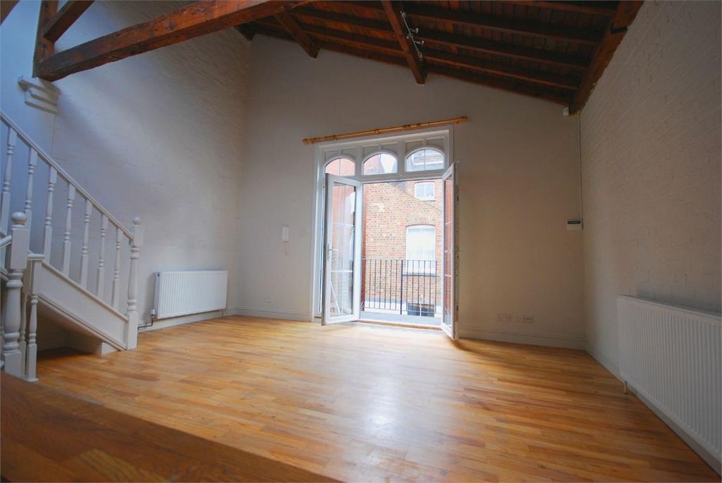 Property photo 3 of 11 3
