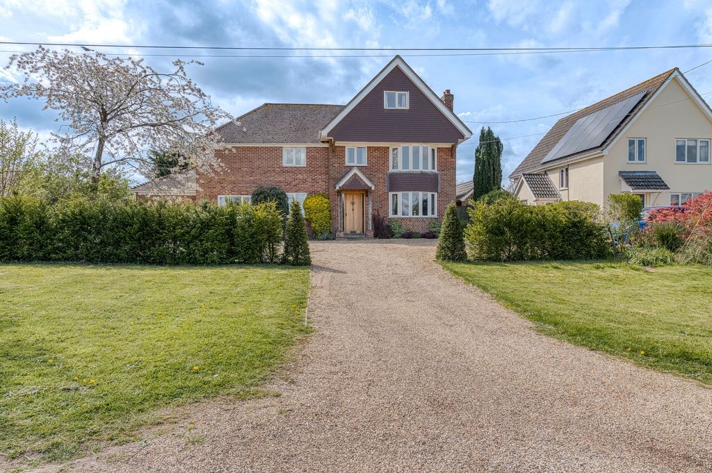 Property photo 1 of 28