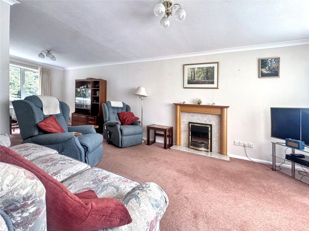 Property photo 3 of 16 Picture No. 09