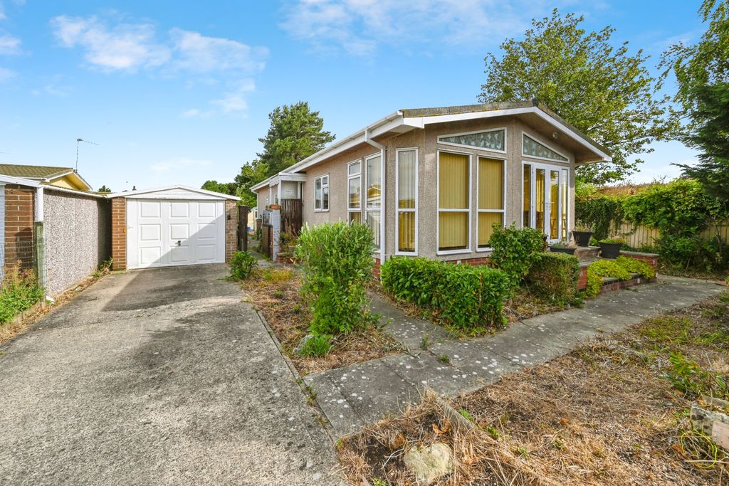Property photo 1 of 15