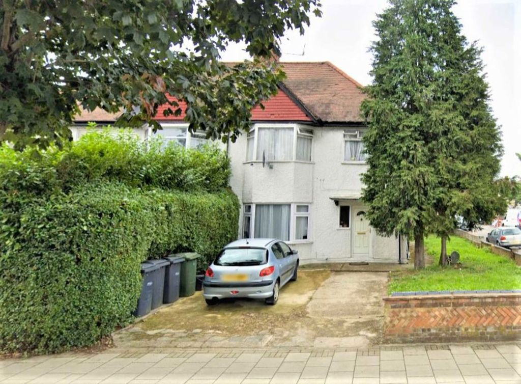 Property photo 1 of 3