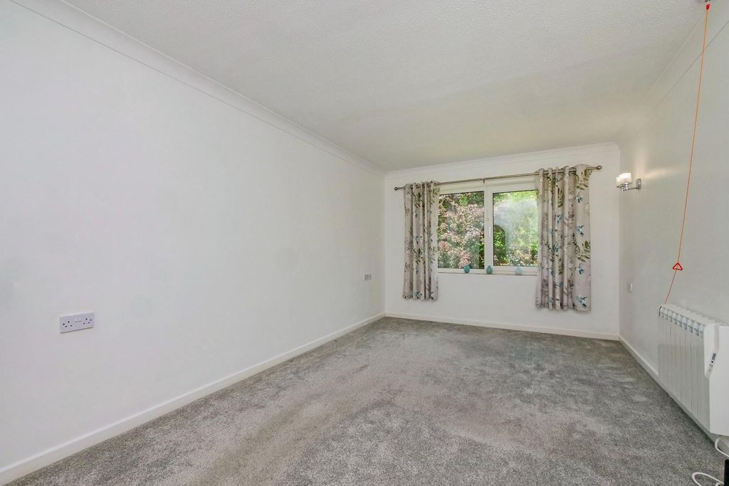 Property photo 2 of 18 Pnmb0088.Jpg