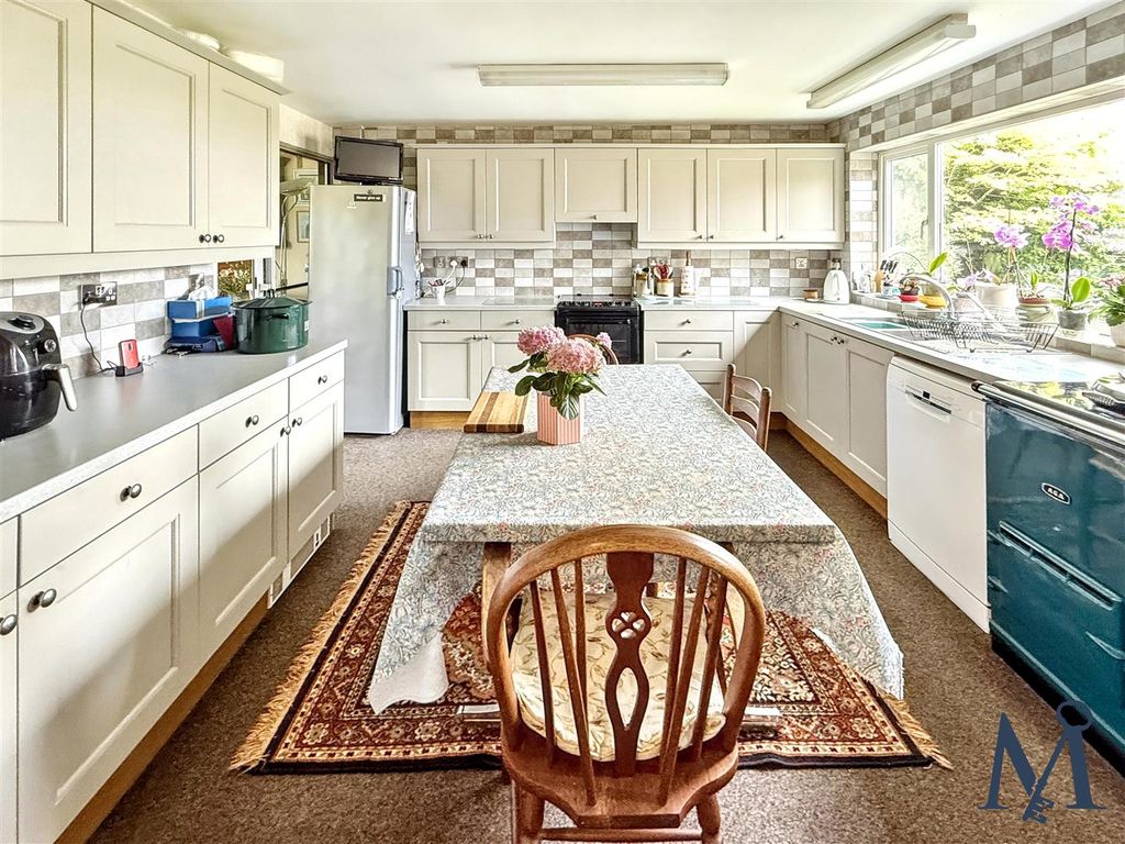 Property photo 3 of 35 Kitchen/ Diner