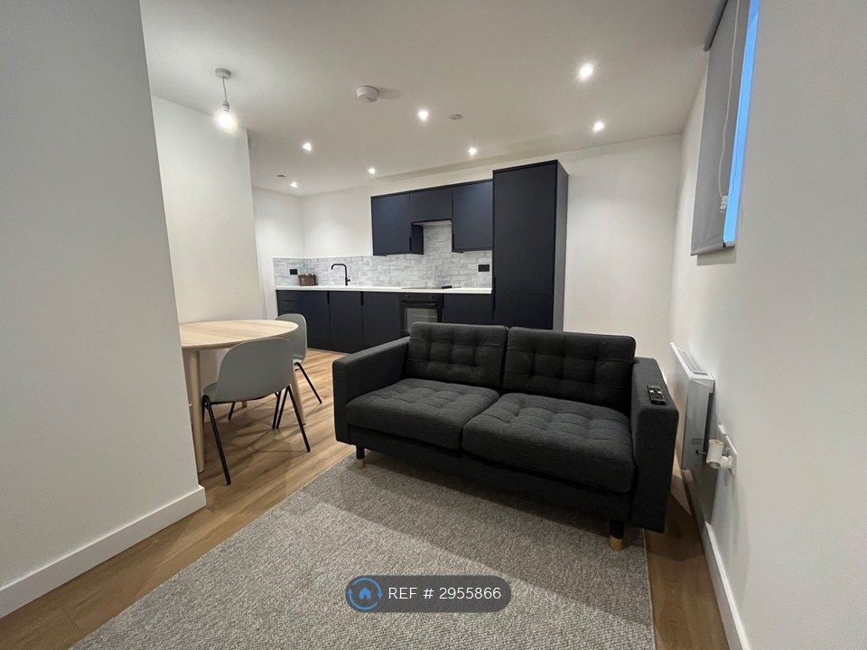 Property photo 2 of 11