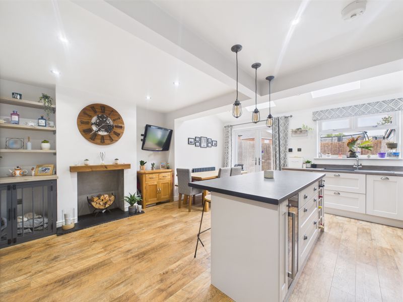 Property photo 3 of 17 Kitchen/Diner