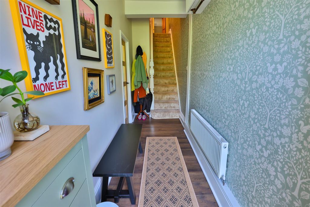 Property photo 2 of 23 Entrance Hallway
