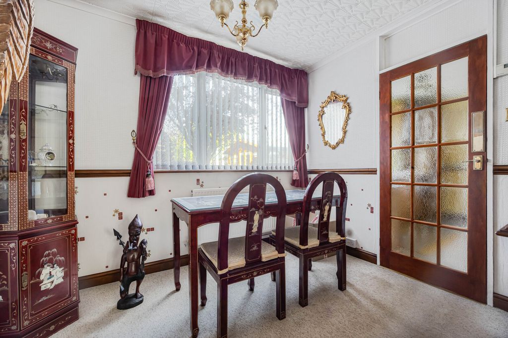 Property photo 3 of 14 Picture No. 15