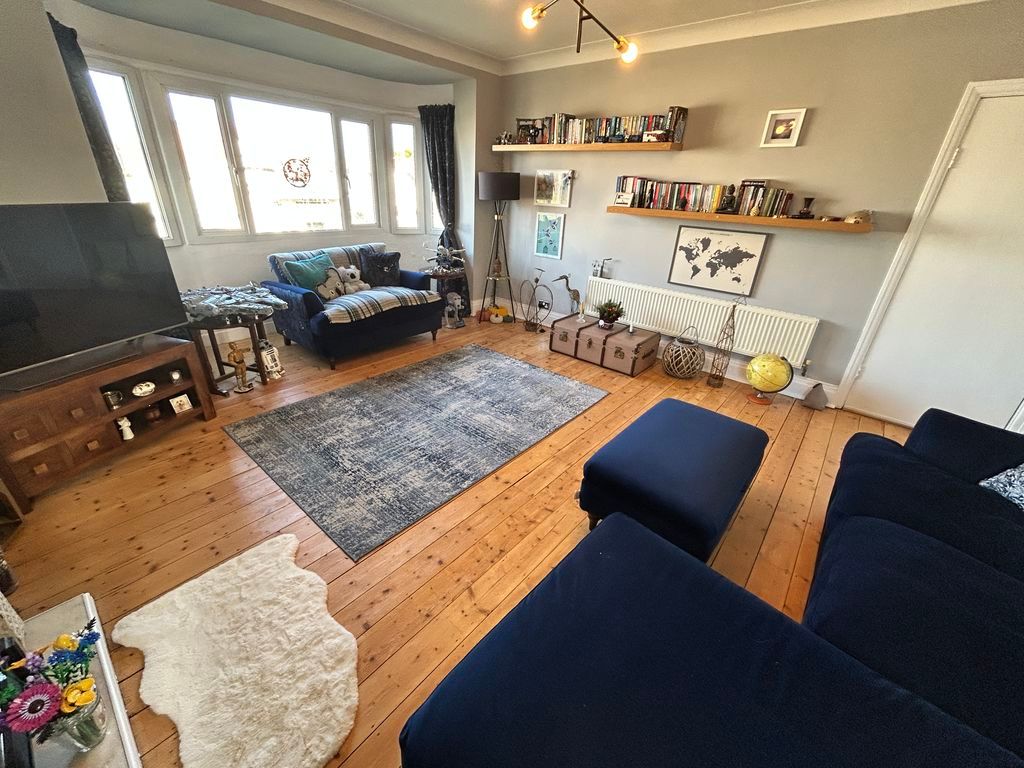 Property photo 3 of 18 Photo 3