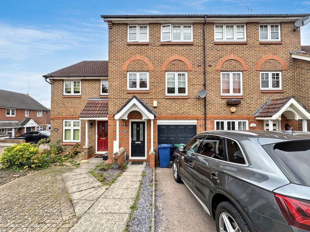 Property photo 1 of 17 Exterior