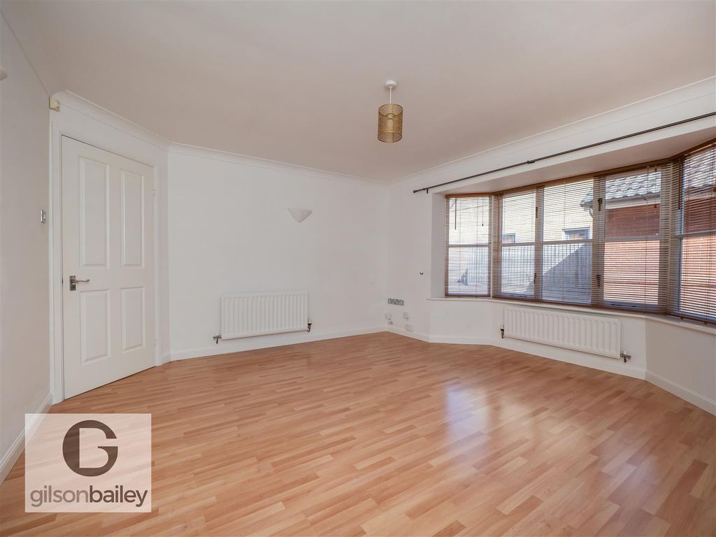 Property photo 2 of 44 9Stanpetersenclose-14.Jpg