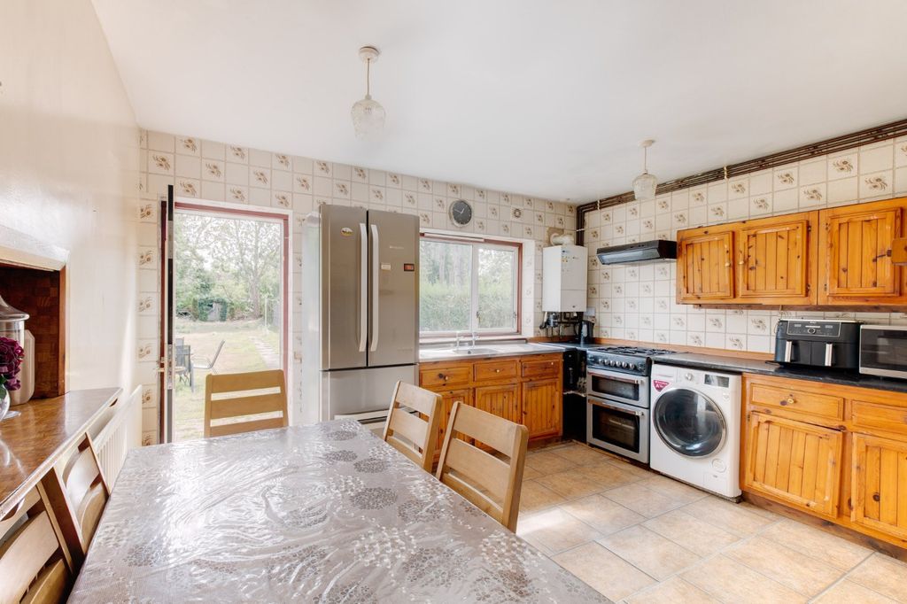 Property photo 2 of 13 Picture No. 08