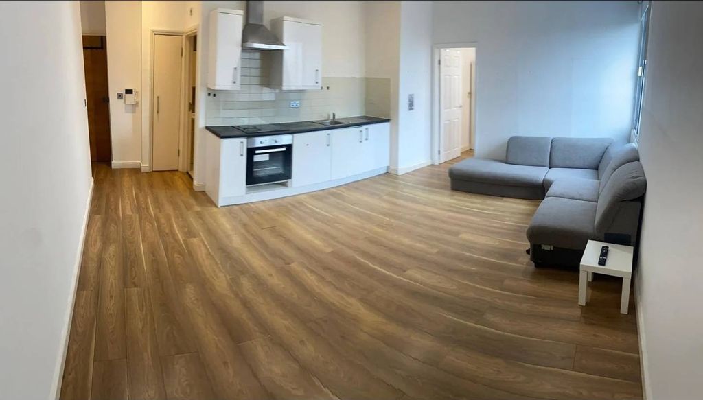 Property photo 1 of 7 1 Bed Flat To Rent High Street, New Malden Kt3
