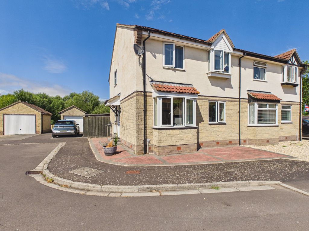 Property photo 1 of 13