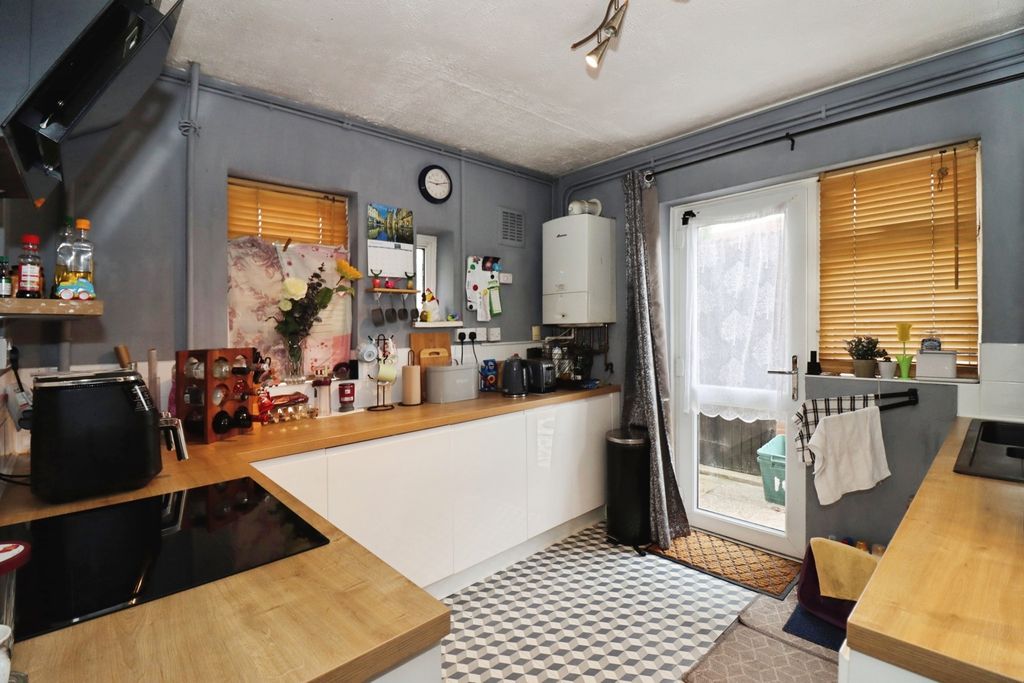 Property photo 1 of 13 Photo