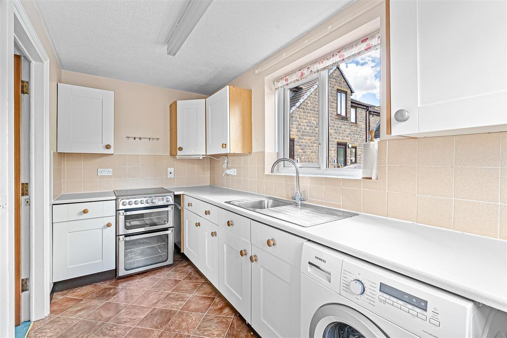 Additional image 4 of 2 bed flat for saleTealbeck Approach, Otley LS21