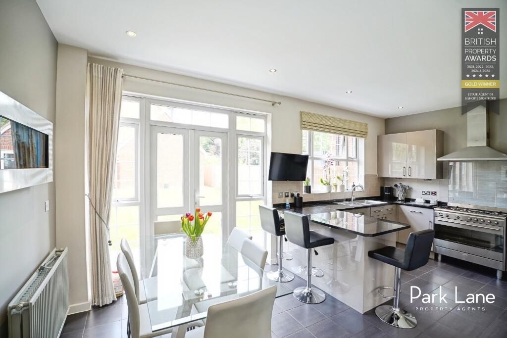 Additional image 5 of 5 bed detached house for saleBrook Farm Close, Bishops Stortford CM23