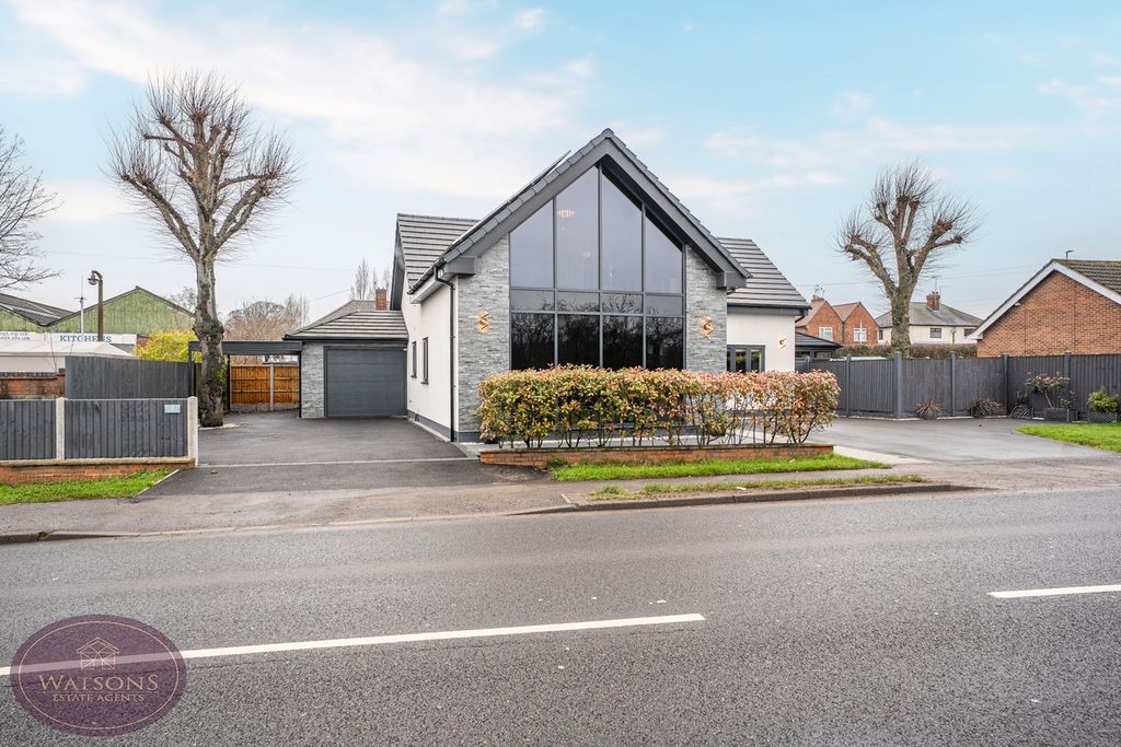 Property photo 1 of 39