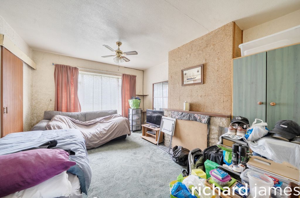 Property photo 2 of 12 91367E93681c4229B86226856d714314