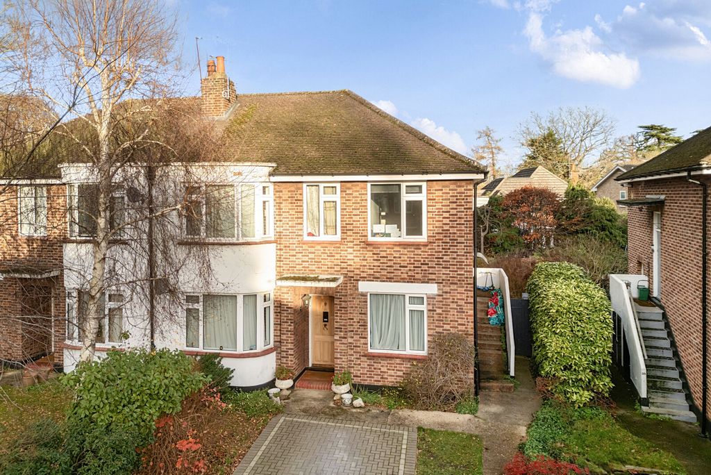 Property photo 1 of 11 1388209-1-693A706...