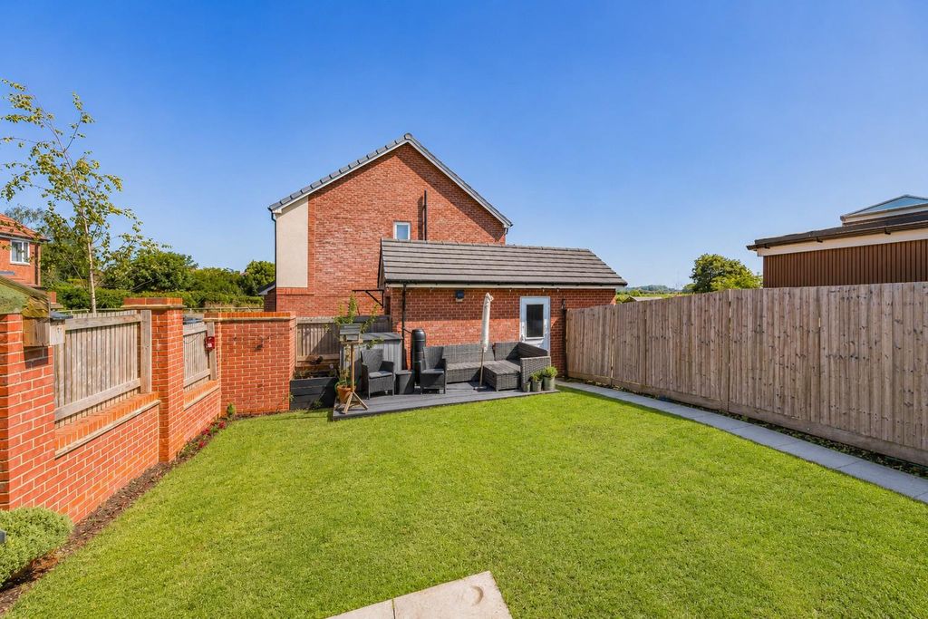 Property photo 3 of 18 36 Sg B2.Jpg