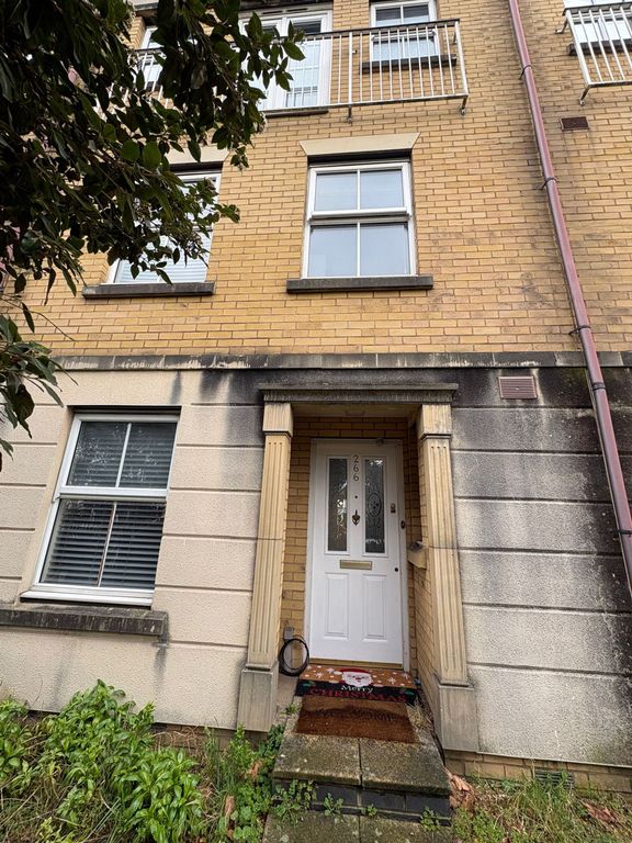 Property photo 1 of 3