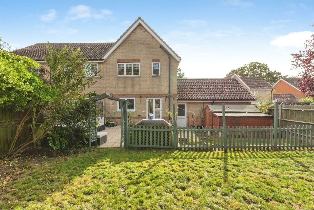 Property photo 2 of 15