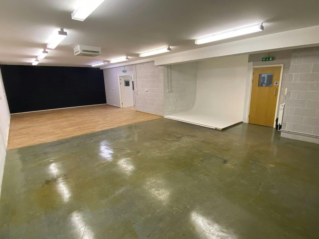 Property photo 2 of 10 Mardon Park New.Jpg