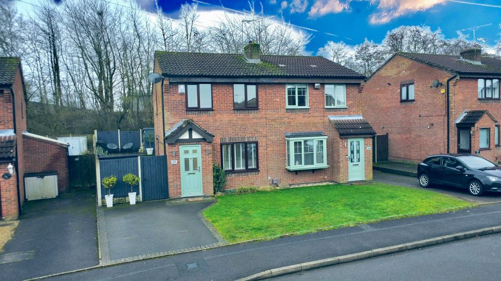 Property photo 1 of 28