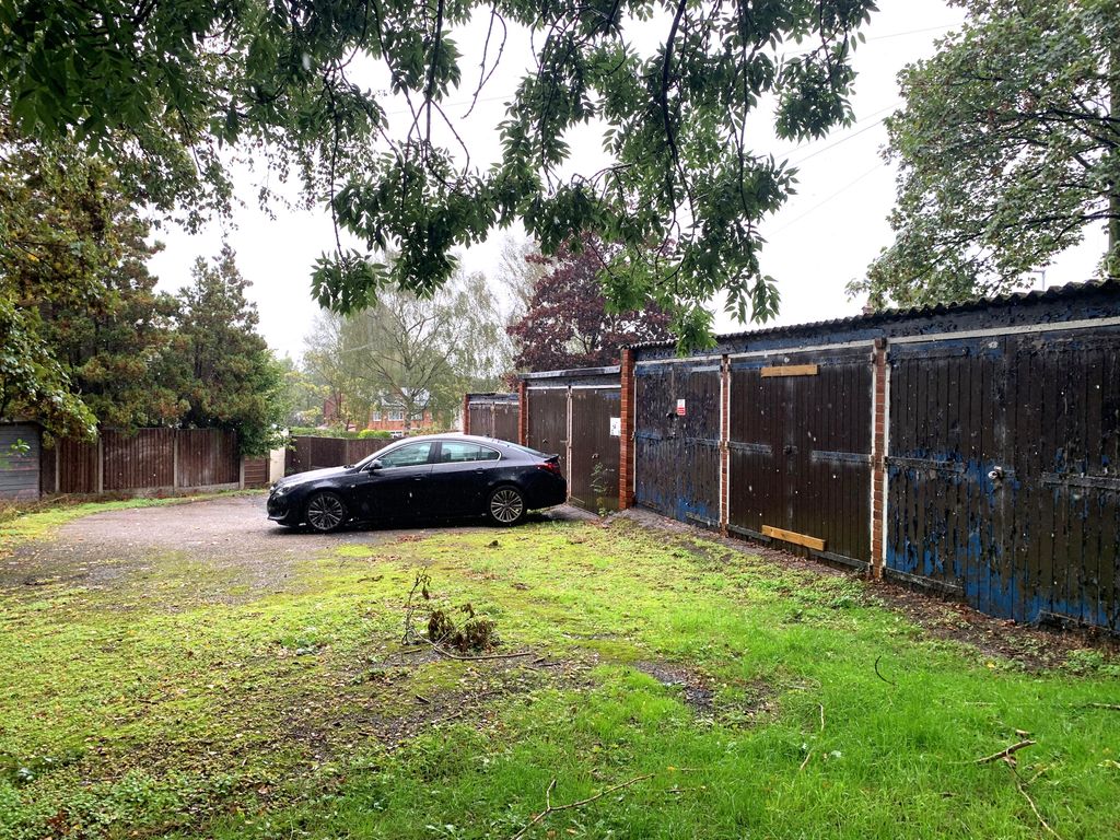 Property photo 3 of 4 R3