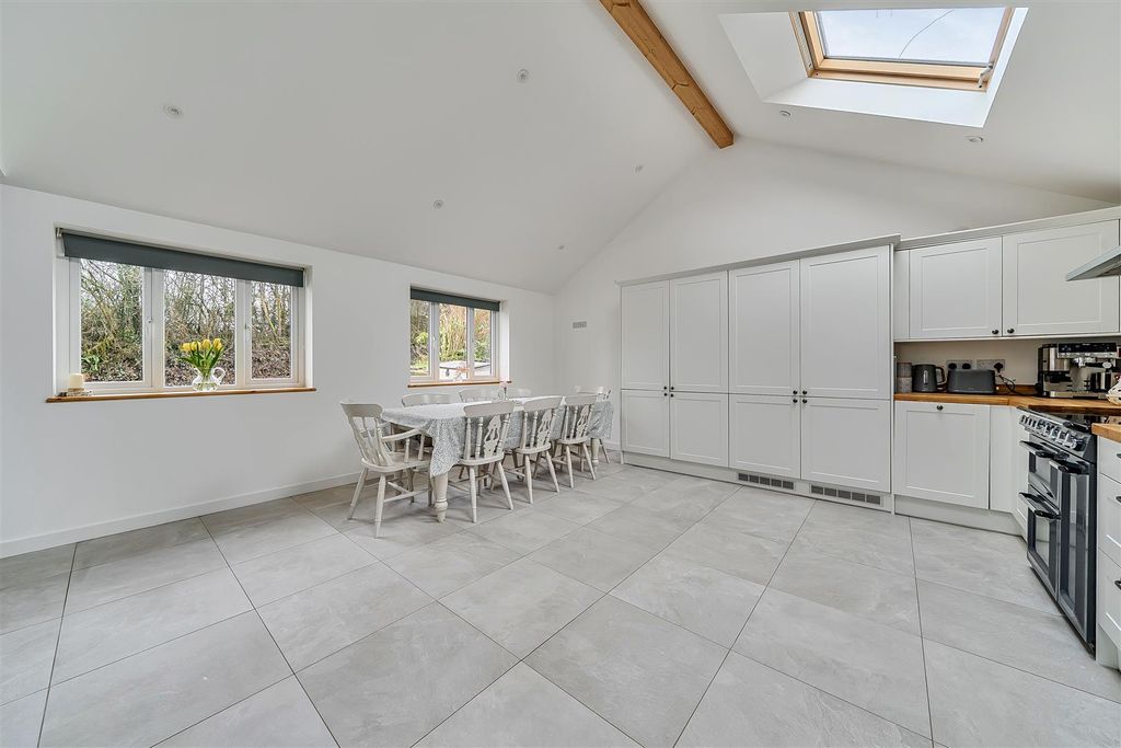 Property photo 3 of 24 1429660 (7).Jpg