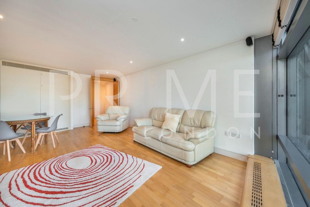Property photo 3 of 16 Pav5 (3).Jpg