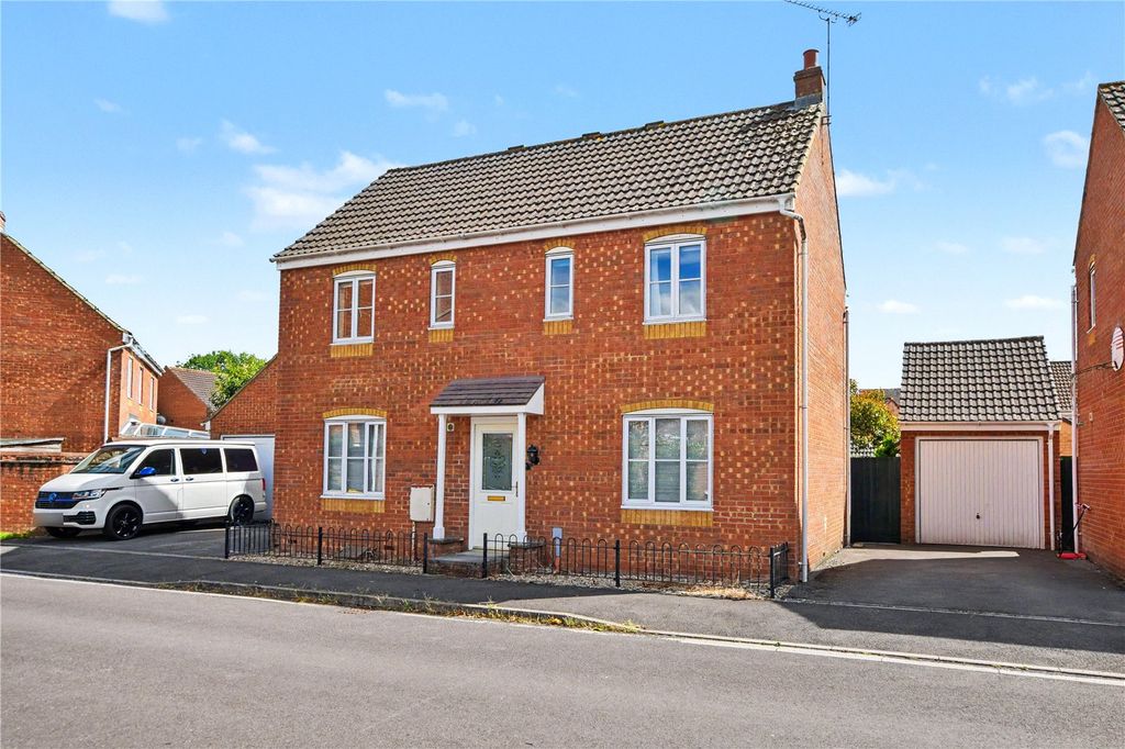 Property photo 1 of 21 Picture No. 27