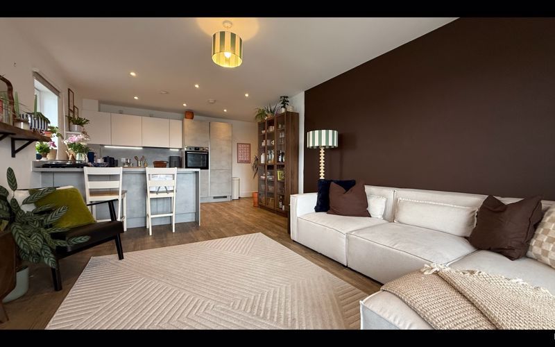 Property photo 3 of 11 Living Room