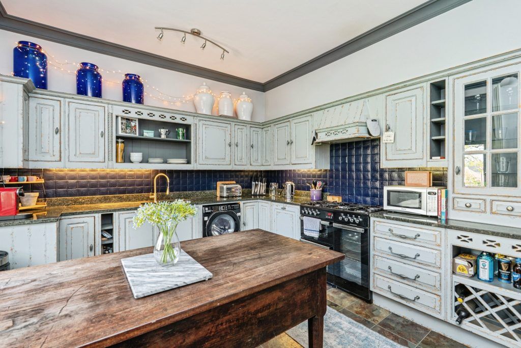 Property photo 1 of 26