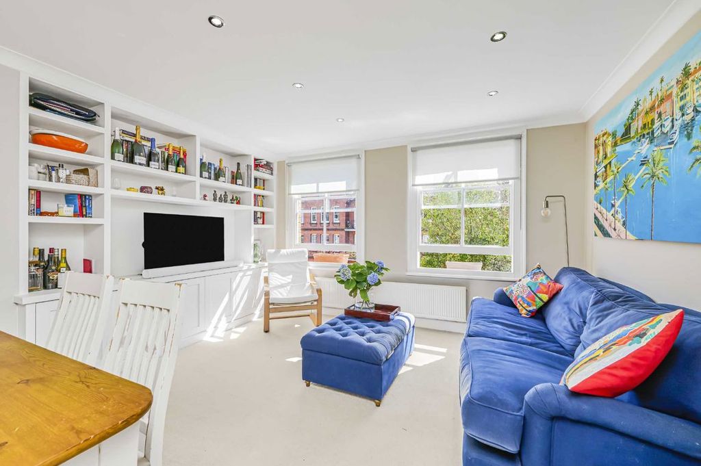 Property photo 2 of 6