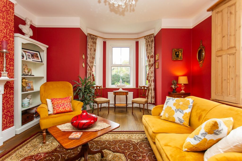 Property photo 3 of 50 Picture 3