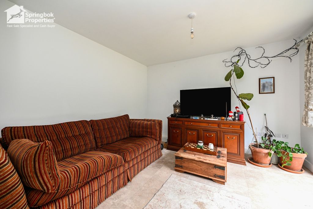 Property photo 3 of 13 Image 3