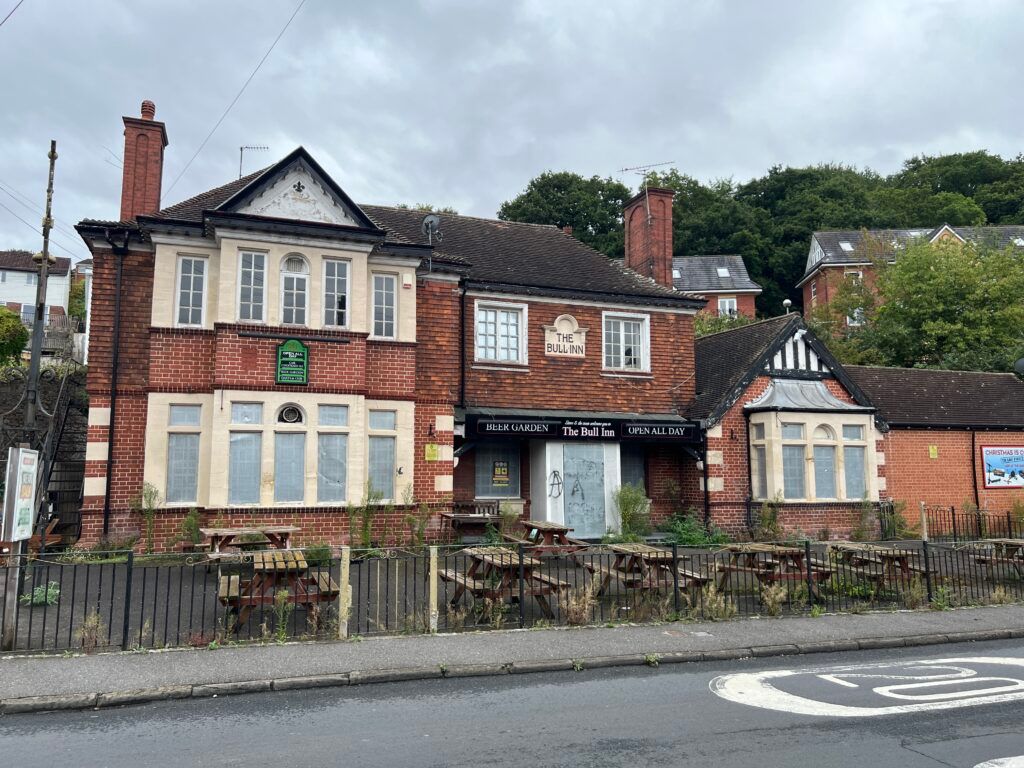 Property photo 1 of 7