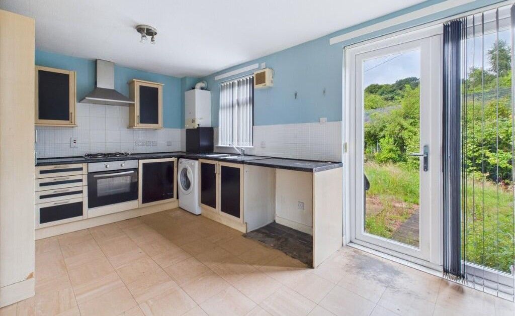 Property photo 3 of 6 Photo 3