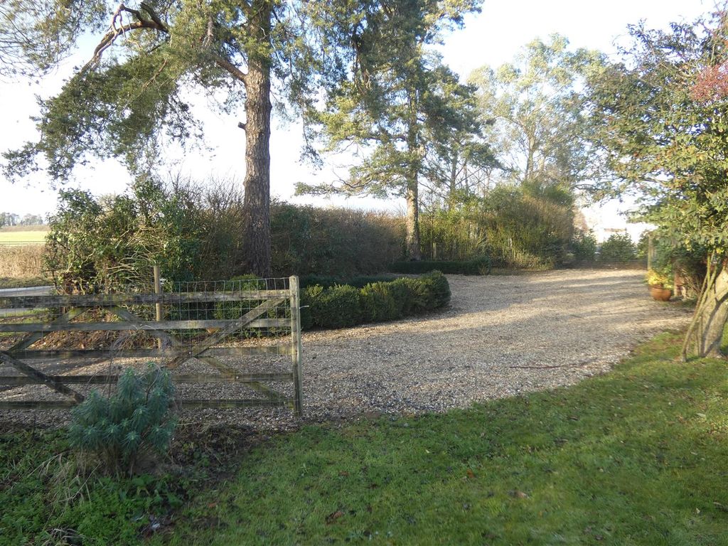 Property photo 3 of 29 Drive