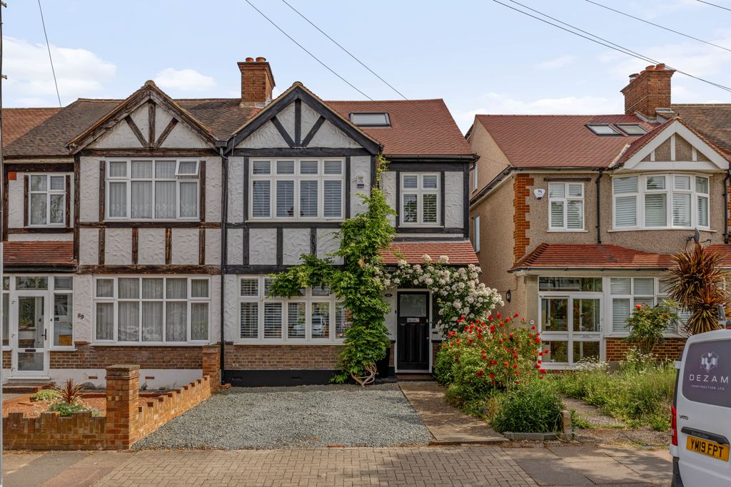 Property photo 1 of 18 918A9902